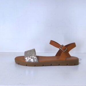 Sandalia Casual con Correa y Hebilla