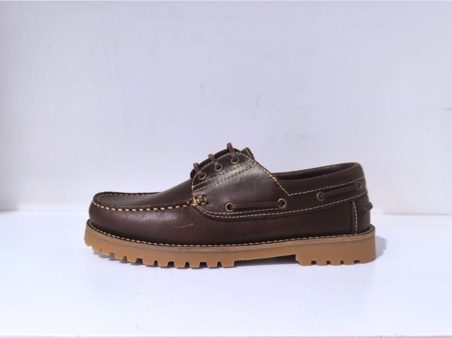 Náutico Clásico de Piel Marrón y Azul Oscuro 1 Náutico Clásico de Piel Marrón y Azul Oscuro