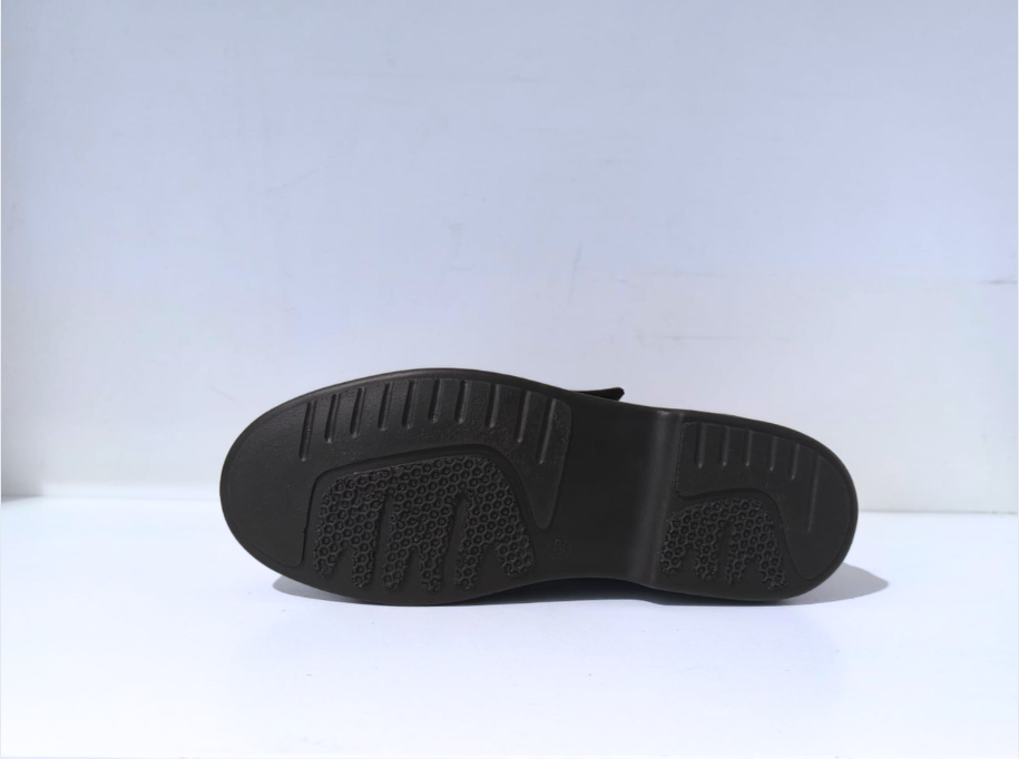 Zapato Escolar de Piel con Velcro 3 Zapato Escolar de Piel con Velcro - Imagen 3